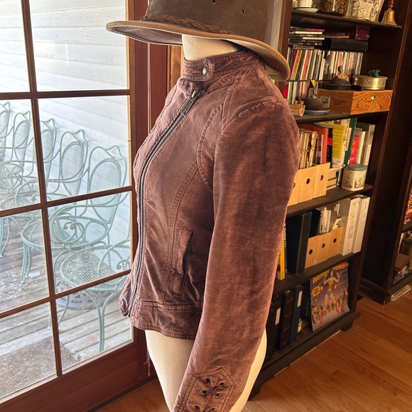 Free People Velvet Jacket in Dusty Pink - Picture 6 of 8